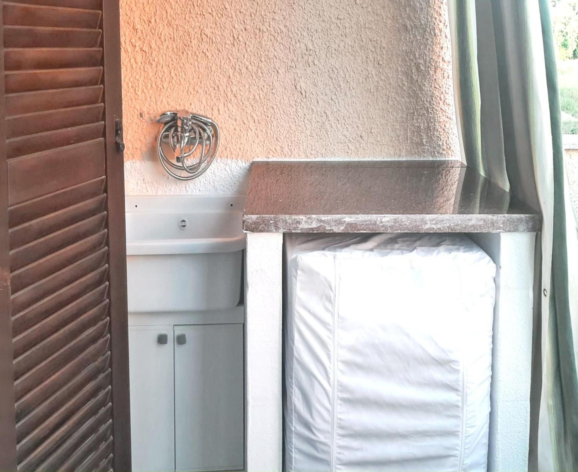 Cozy Apartment With Sea View In Olbia 80 M² Dış mekan fotoğraf