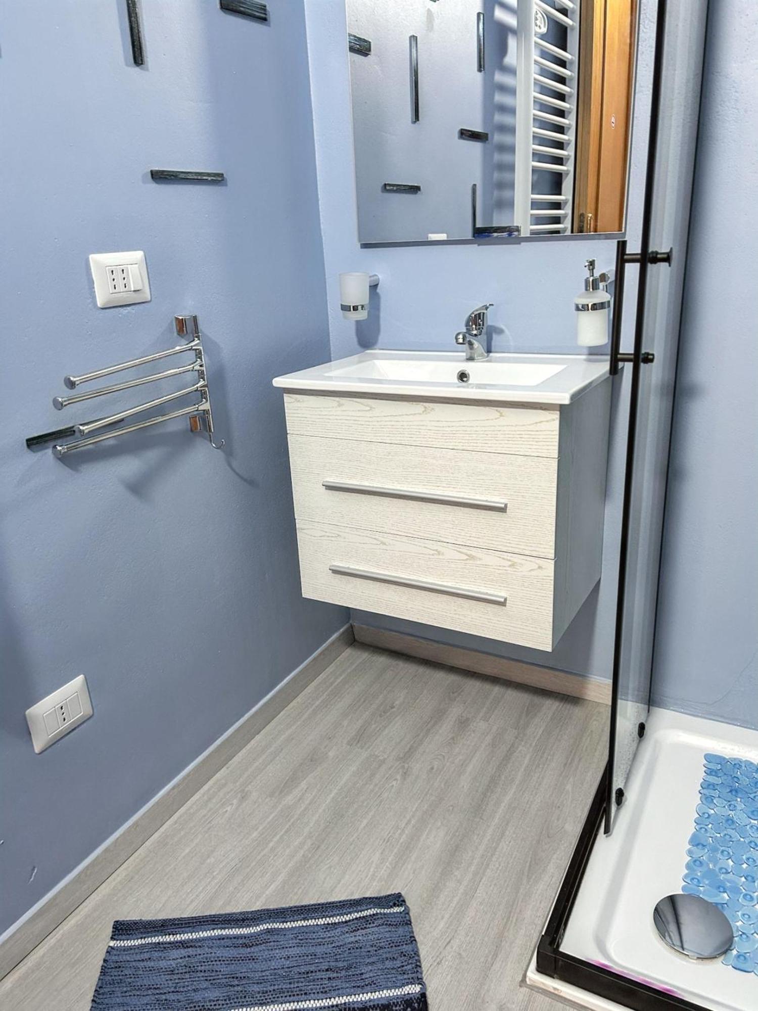 Cozy Apartment With Sea View In Olbia 80 M² Dış mekan fotoğraf